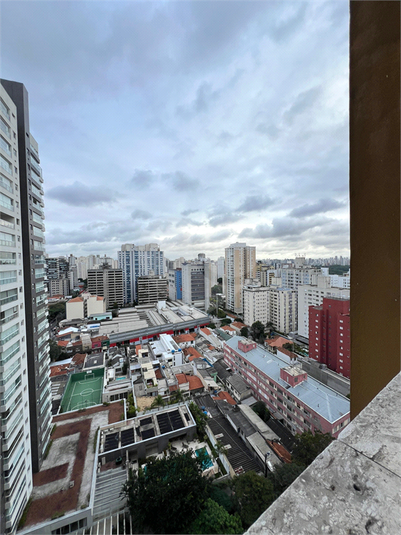 Foto REO1106651