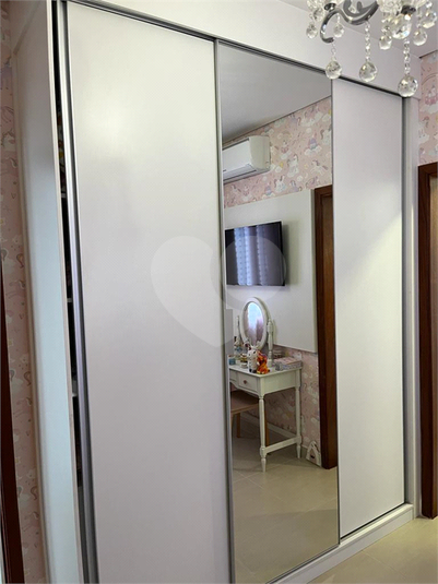Foto REO1106659