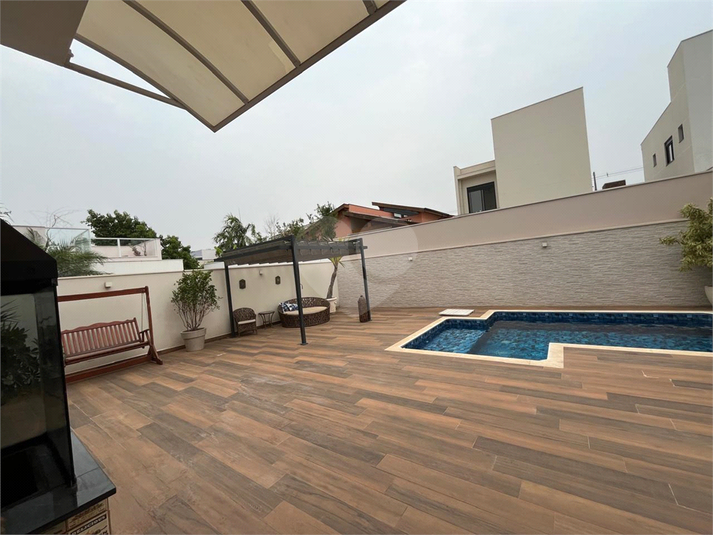 Foto REO1106659