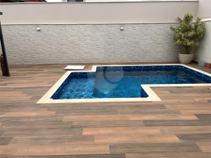 Foto REO1106659