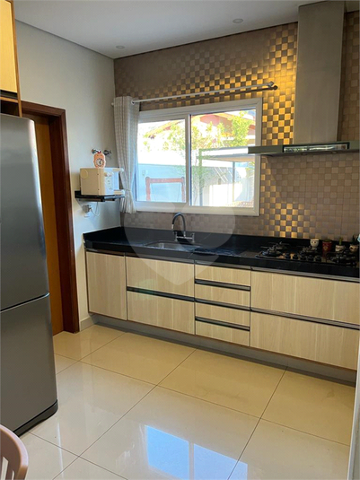 Foto REO1106659