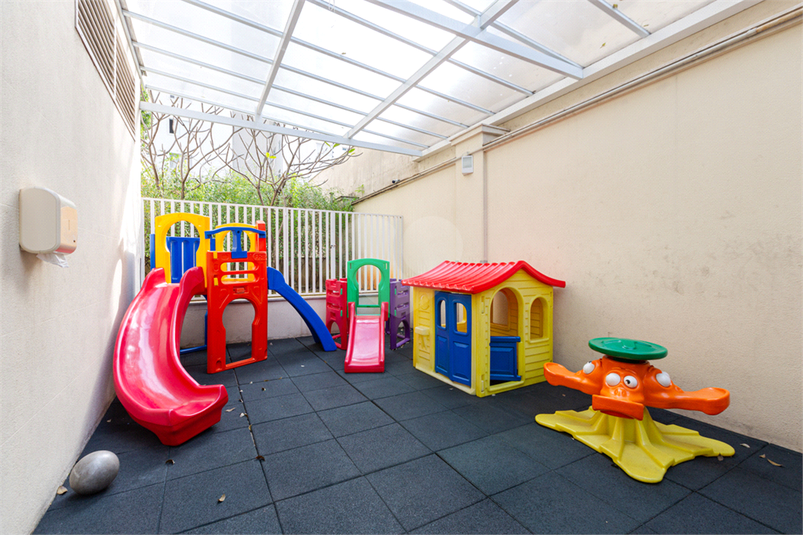 Foto REO1106661