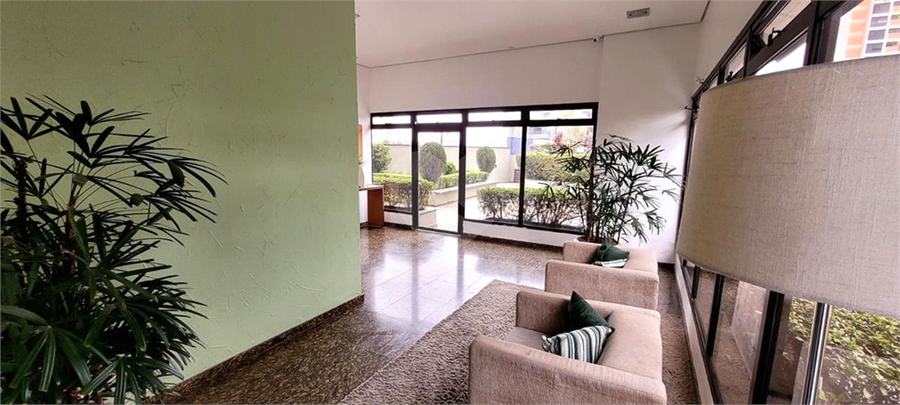 Foto REO1106665