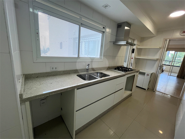 Foto REO1106667