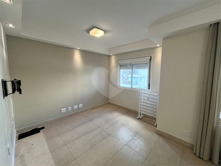 Foto REO1106667