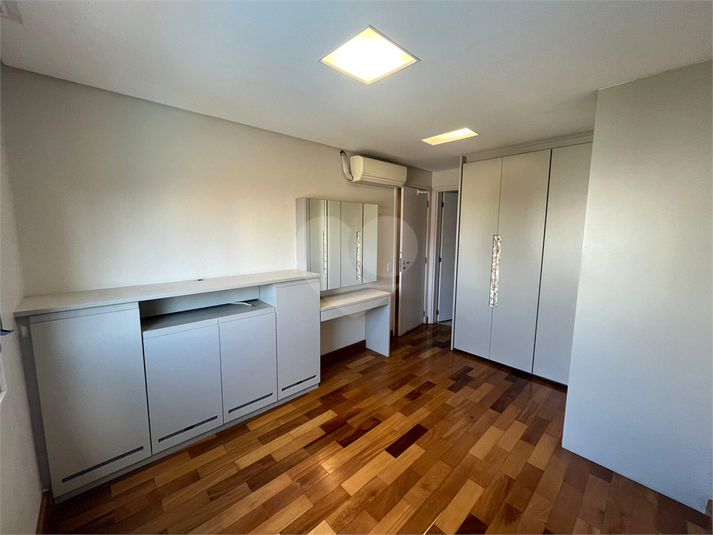 Foto REO1106667