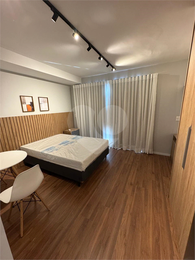 Foto REO1106677