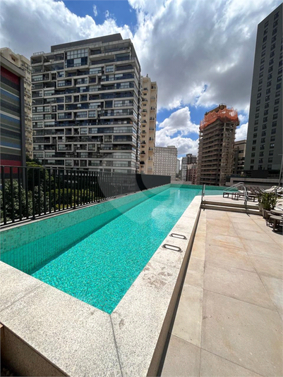 Foto REO1106679