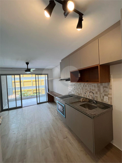 Foto REO1106679