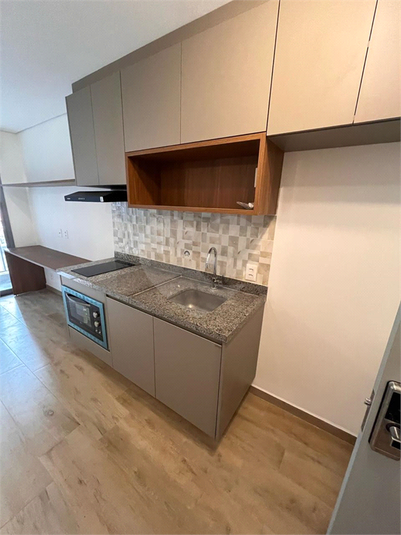 Foto REO1106679