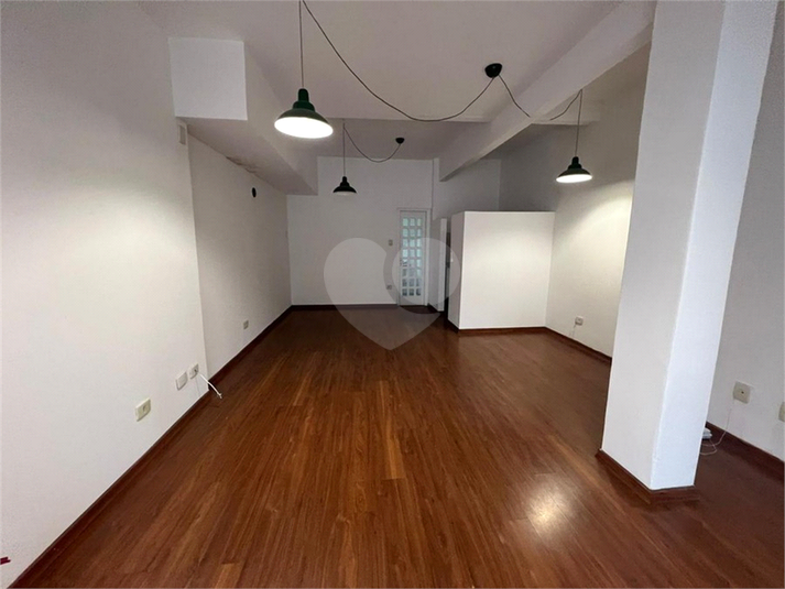 Foto REO1106685