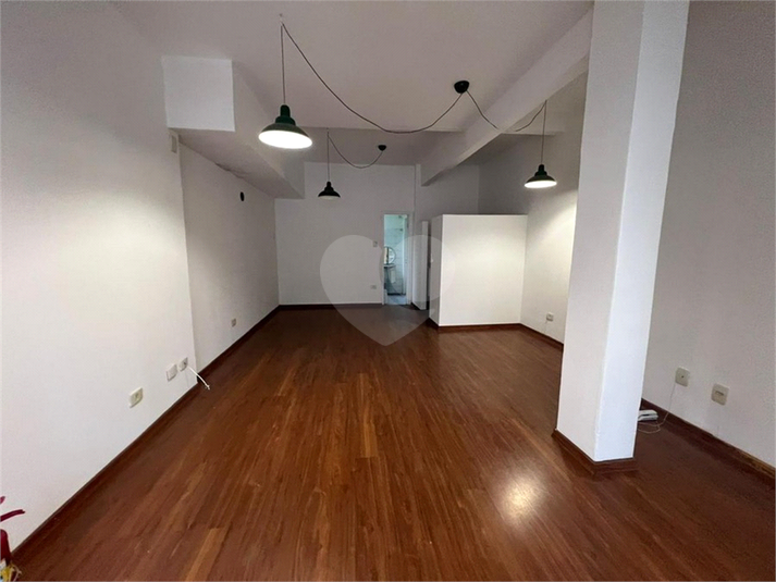 Foto REO1106685