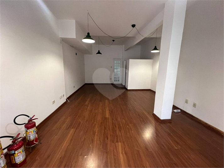 Foto REO1106685