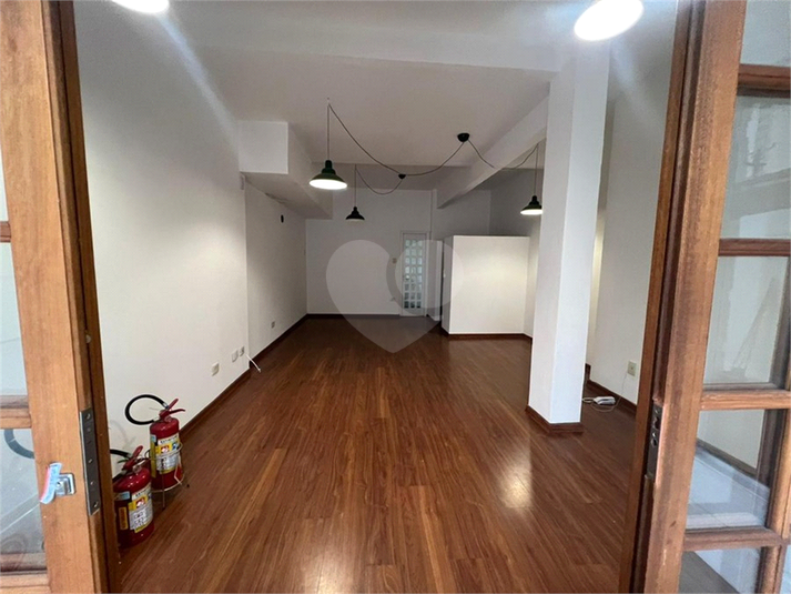 Foto REO1106685