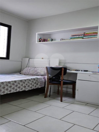 Foto REO1106710