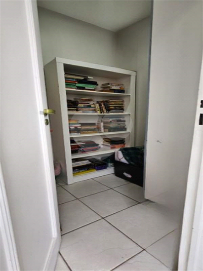 Foto REO1106710