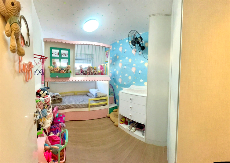 Foto REO1106722