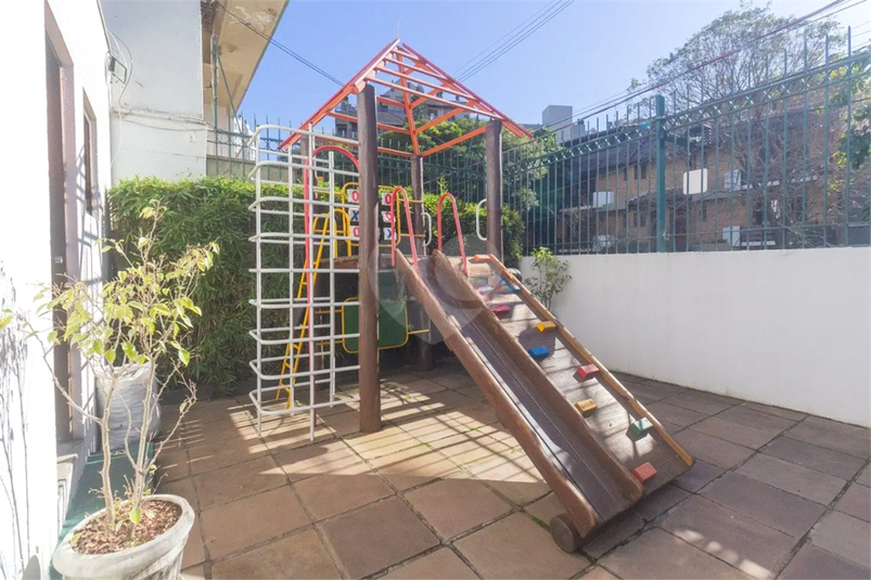 Foto REO1106753