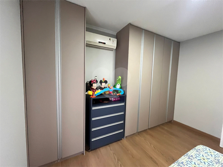 Foto REO1106757
