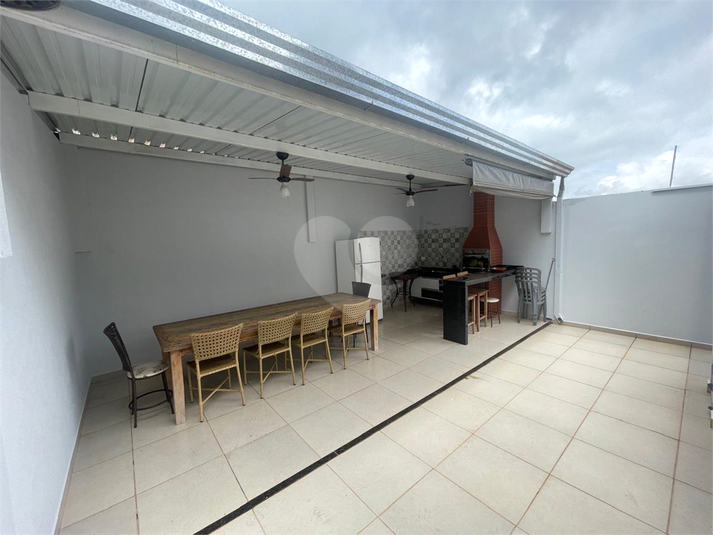 Foto REO1106761