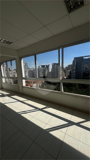 Foto REO1106767