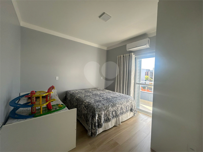Foto REO1106768