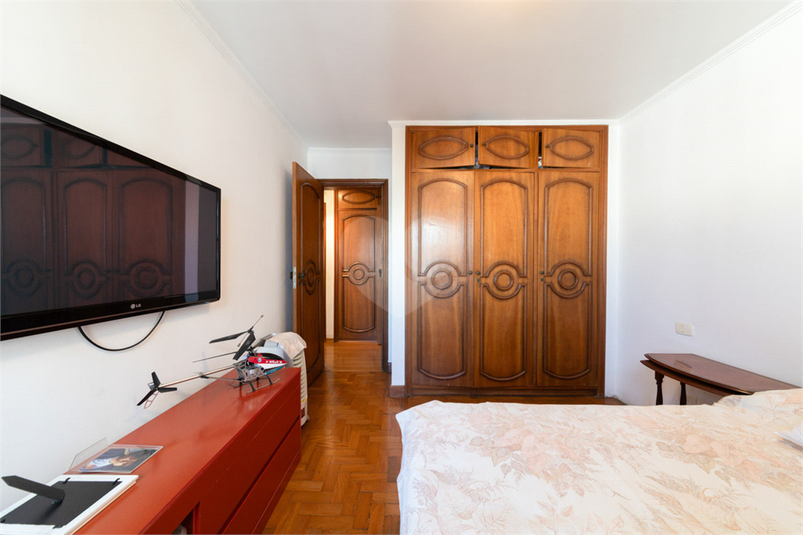 Foto REO1106775