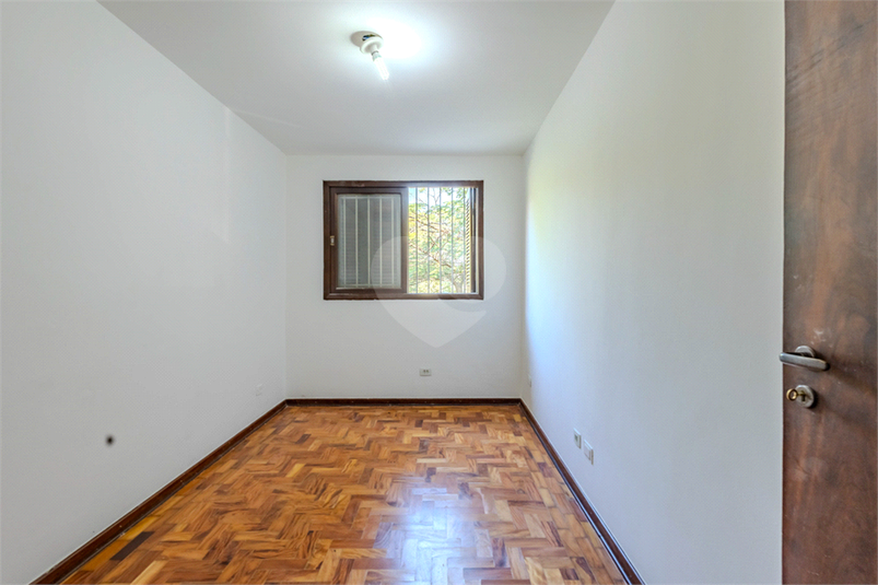 Foto REO1106778