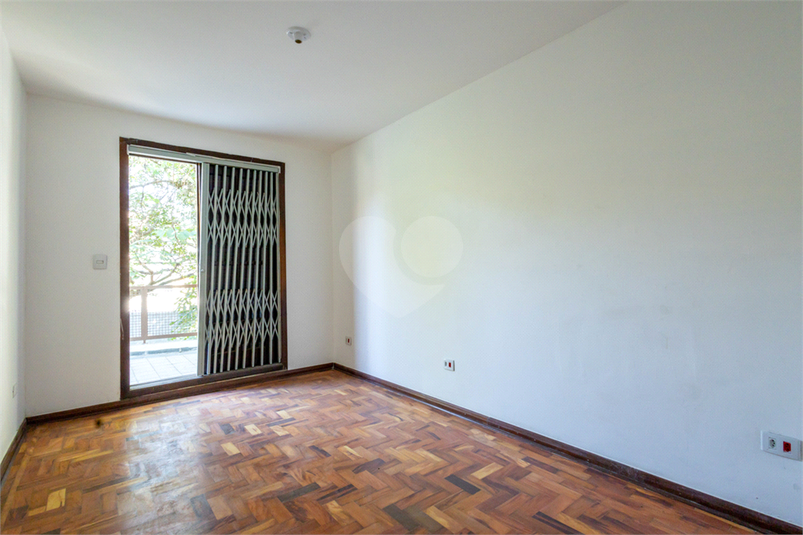 Foto REO1106778