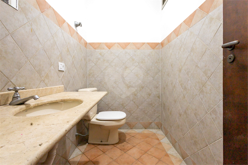 Foto REO1106778
