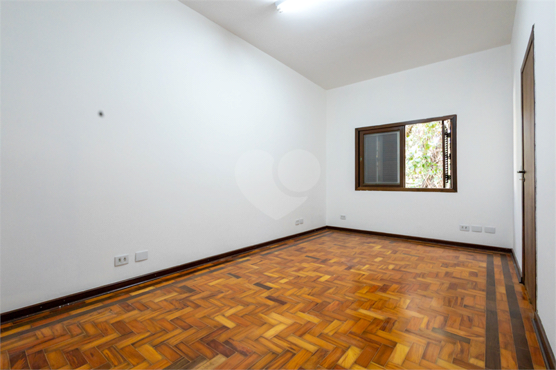 Foto REO1106778