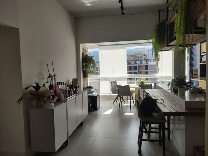 Foto REO1106811