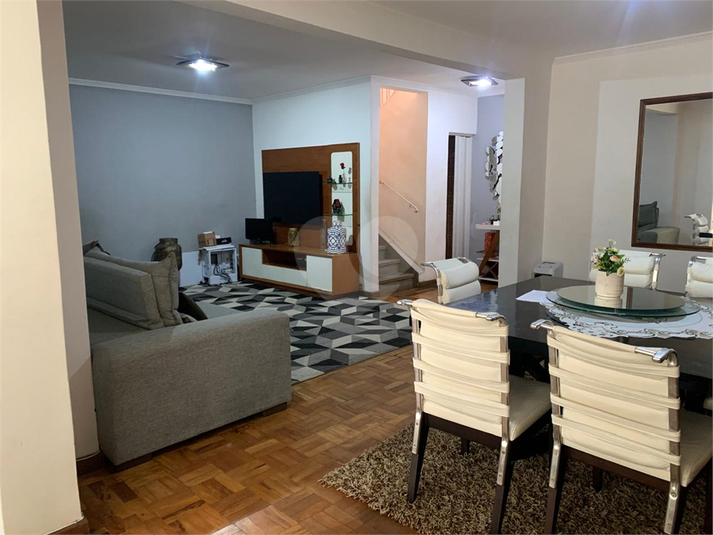 Foto REO1106827