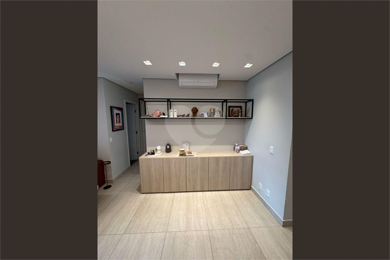 Foto REO1106830