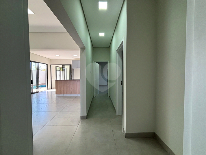 Foto REO1106832