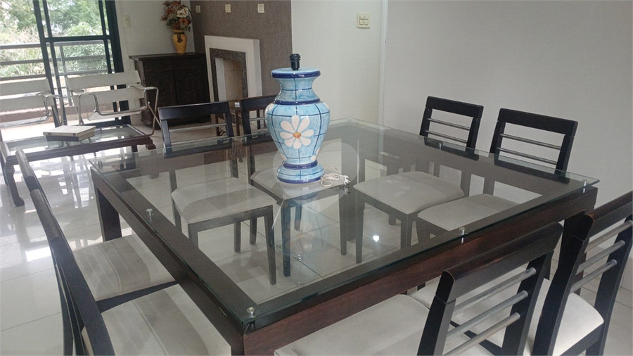 Foto REO1106835