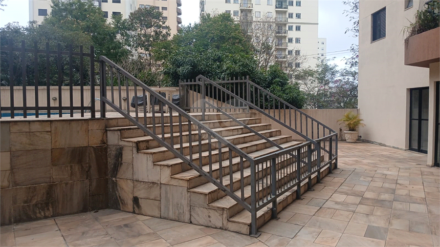 Foto REO1106835