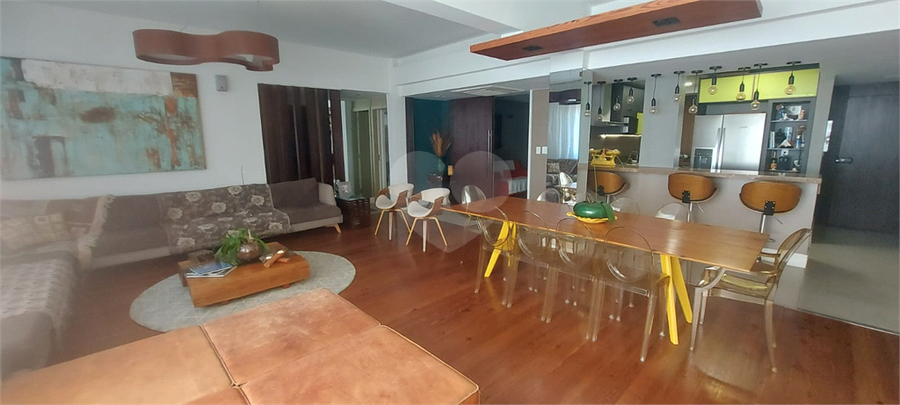 Foto REO1106840