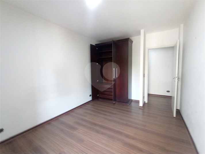 Foto REO1106848