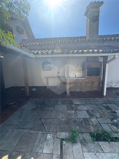 Foto REO1106873