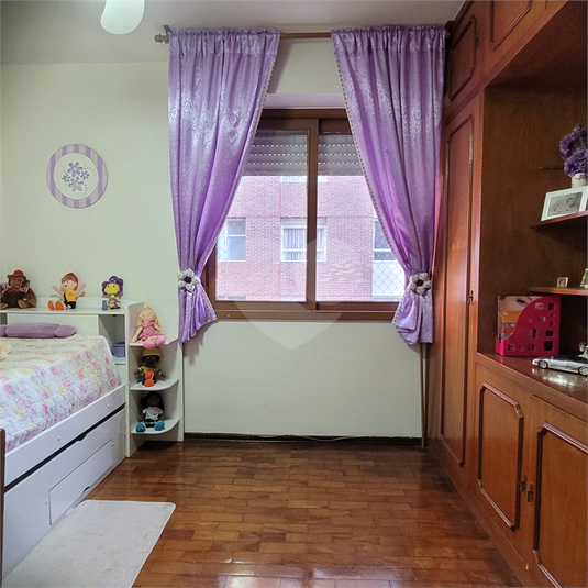 Foto REO1106878