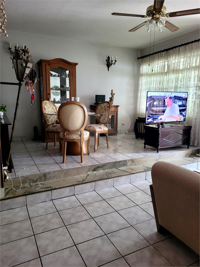Foto REO1106884