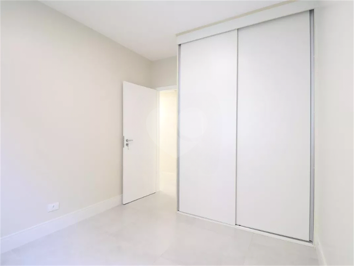 Foto REO1106885