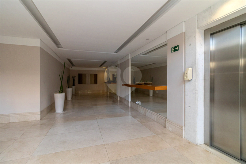 Foto REO1106908