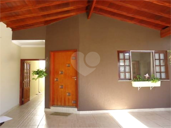 Foto REO1106920
