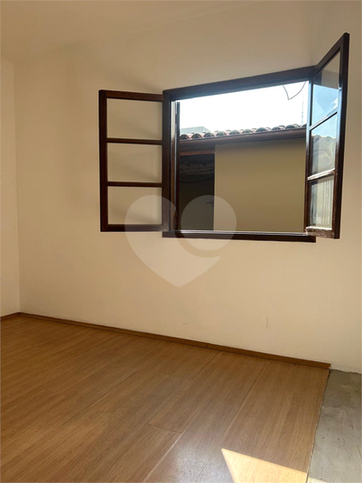 Foto REO1106937