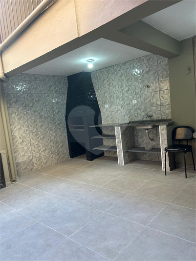 Foto REO1106937