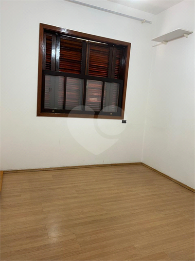 Foto REO1106937