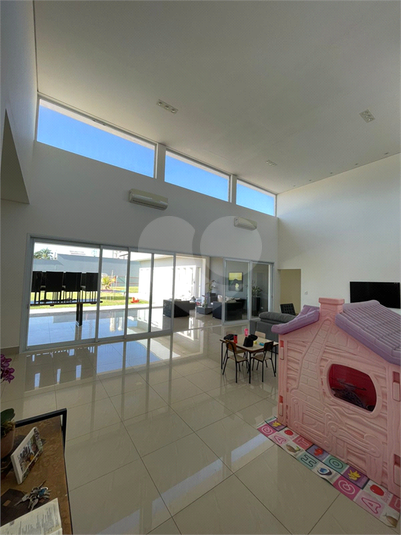 Foto REO1106938