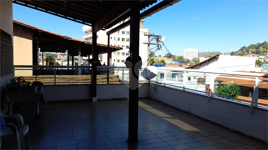Foto REO1106941